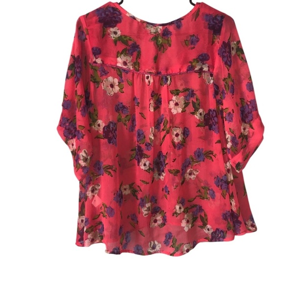 BKE Size S. Sheer Flowy Floral Blouse Coral/Pink Short Sleeve Button Front - Picture 4 of 7